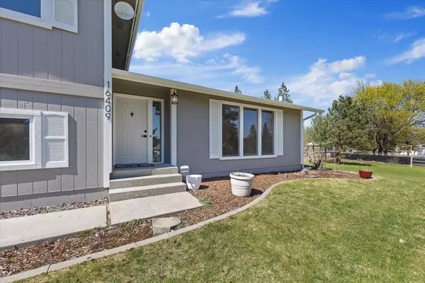 Nine Mile Falls, WA 99026,16409 N Birdie Rd