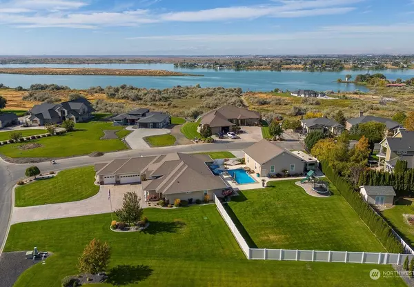 Moses Lake, WA 98837,8712 Dune Lake Rd