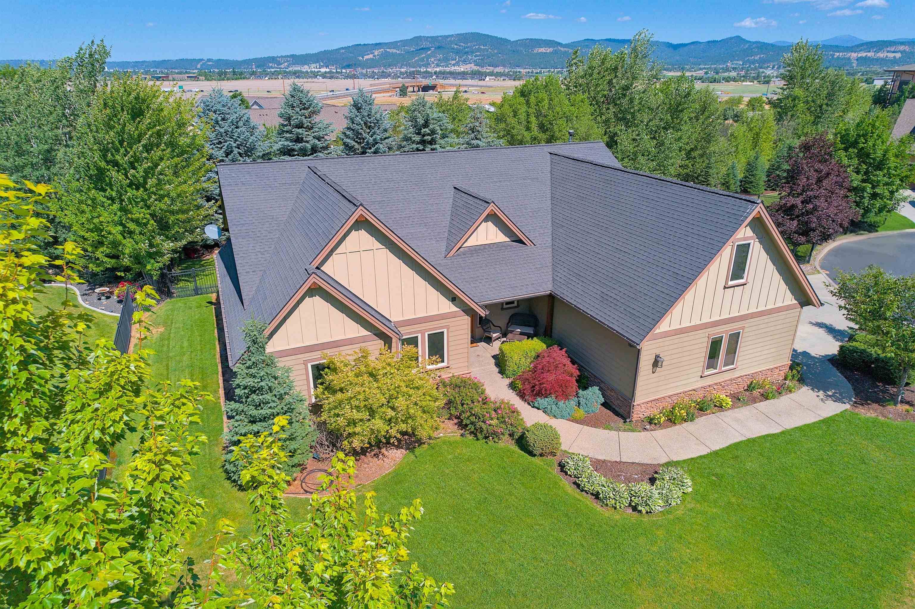 701 N Pack Trail Ln, Liberty Lake, WA 99019
