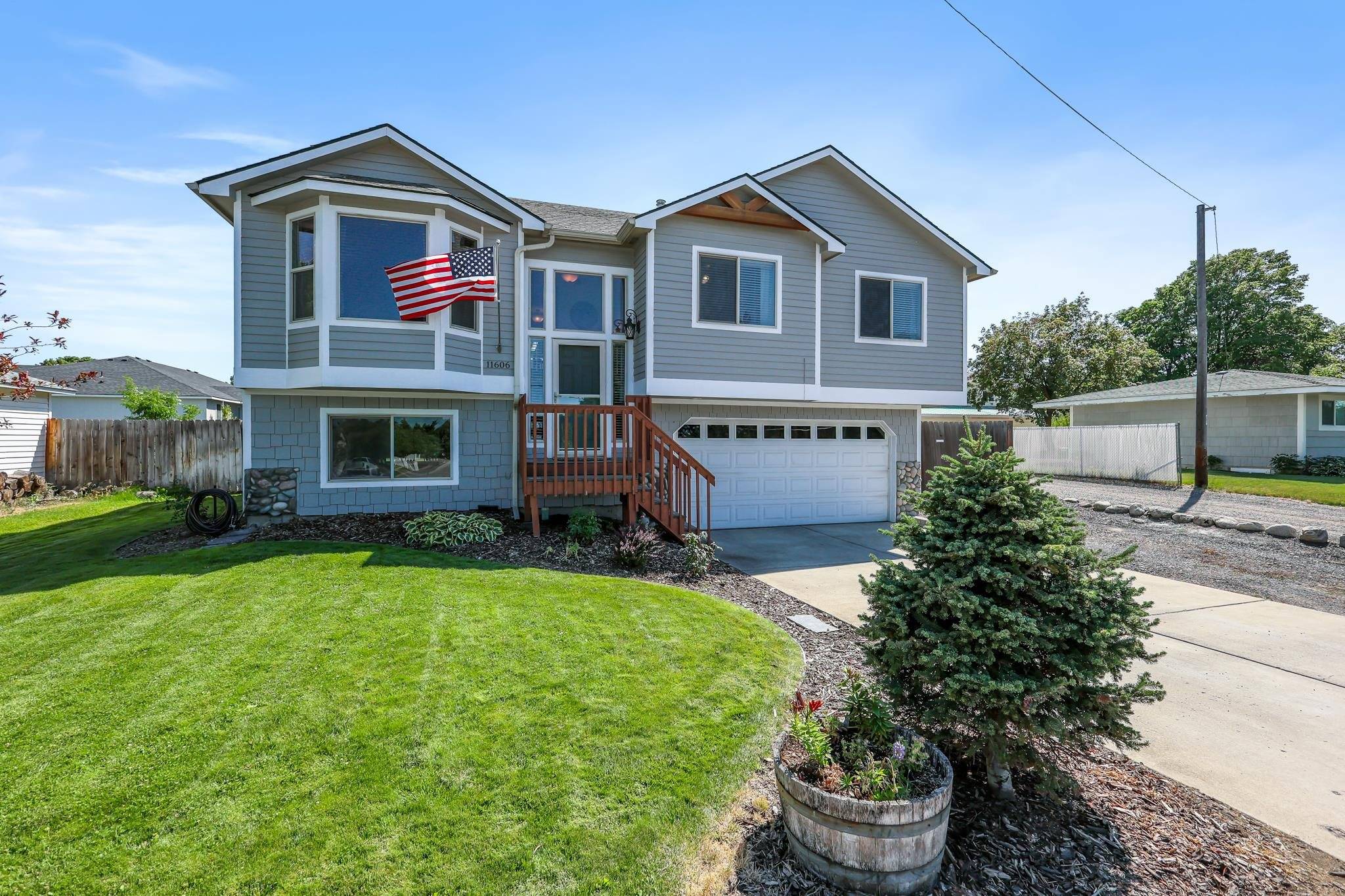 11606 E 8TH Ave, Spokane Valley, WA 99206