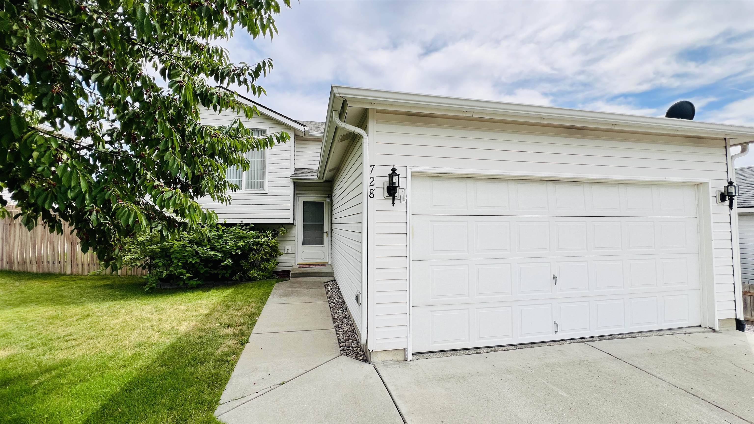 728 E Kathy Lee Ave, Medical Lake, WA 99022