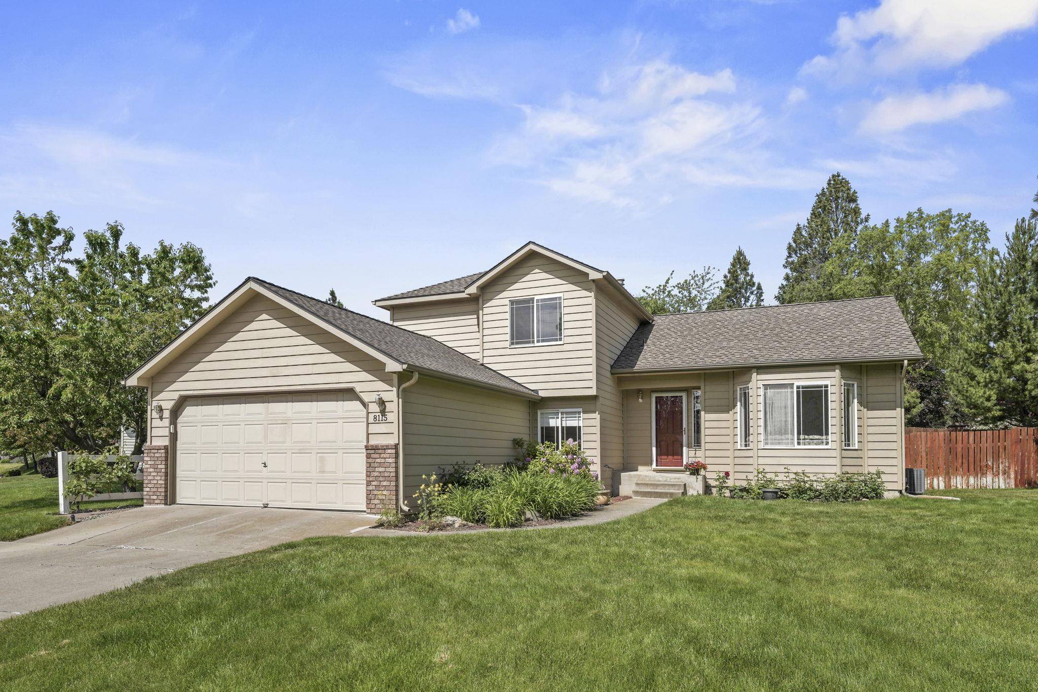 8115 E Sommerset Dr, Spokane, WA 99212