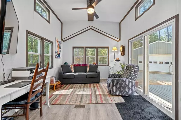 Newport, WA 99156,192 Pine Hill Rd