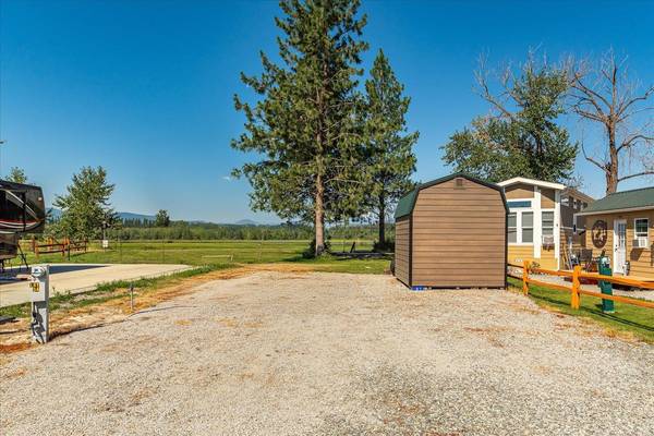 311 Guinevere Dr, Usk, WA 99180