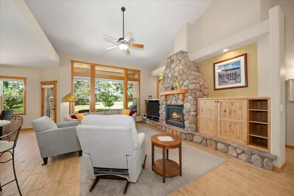 Deer Park, WA 99006,1109 N Country Club Dr #2