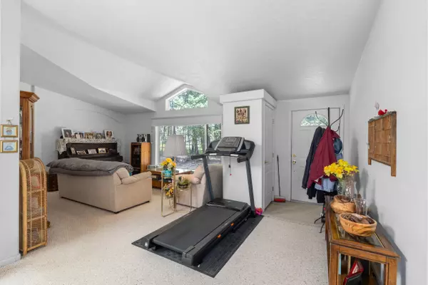 Valley, WA 99109,3426 Solokar Rd