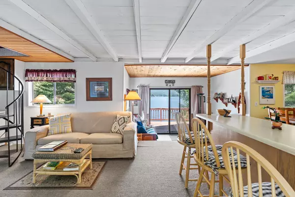 Newman Lake, WA 99025,12015 N Sutton Bay Rd