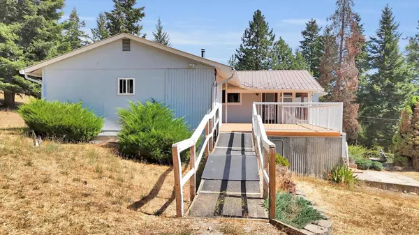 Deer Park, WA 99006,2451 Horseshoe Lake Rd