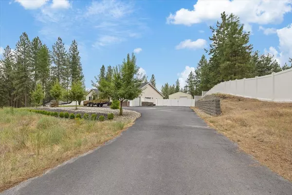 Deer Park, WA 99006,6282 Bluebird WAY