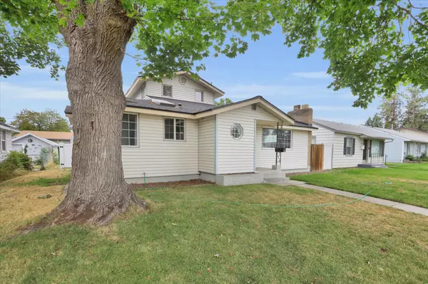 5118 N Walnut St, Spokane, WA 99205