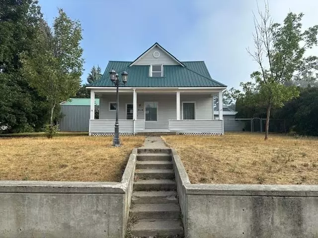 Newport, WA 99156,818 W 3rd St