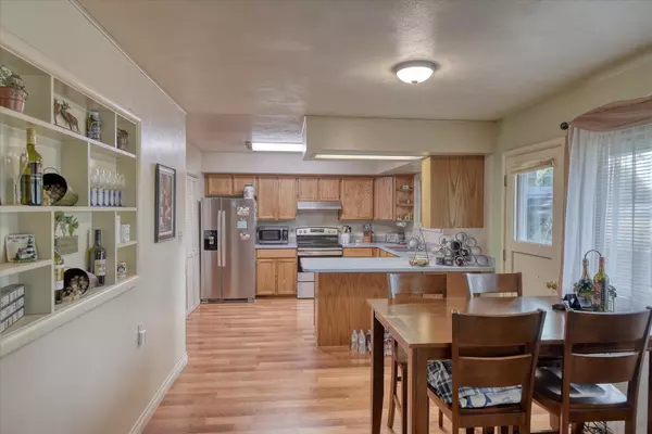 Cheney, WA 99004,222 N 6th St