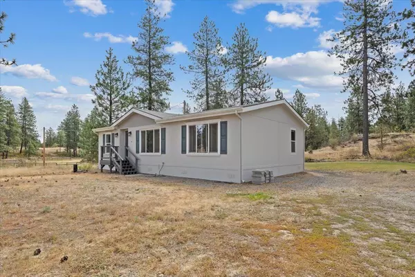 Spokane, WA 99224,7527 W Greenwood Rd