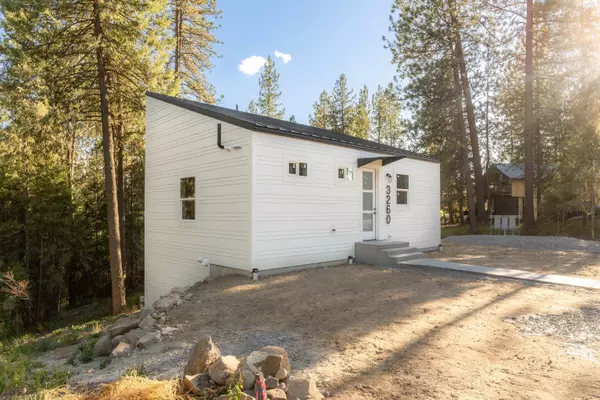 3260 Evergreen Dr, Valley, WA 99181