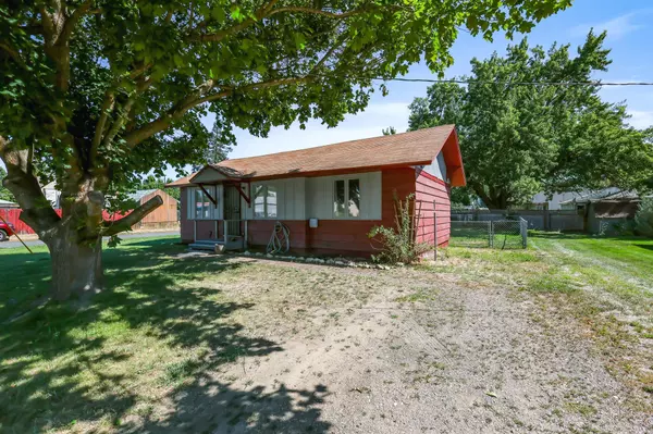 Deer Park, WA 99006,17 S Arnim St