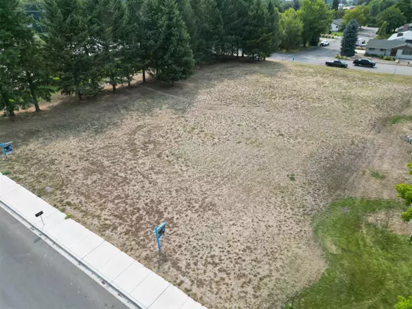 Colville, WA 99114,8XX S Summit St