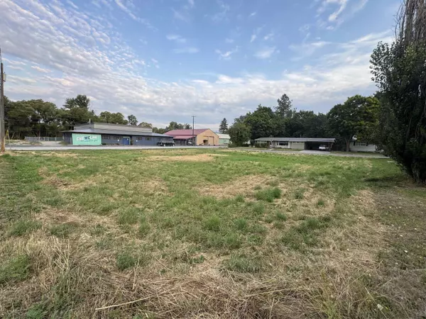 Chewelah, WA 99109,40X N 3rd St