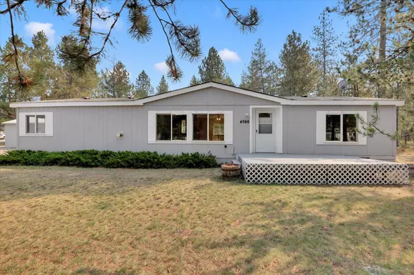 4066 Pine Meadows Dr, Loon Lake, WA 99148