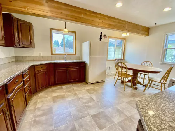 Spokane, WA 99205,5004 N Madison St