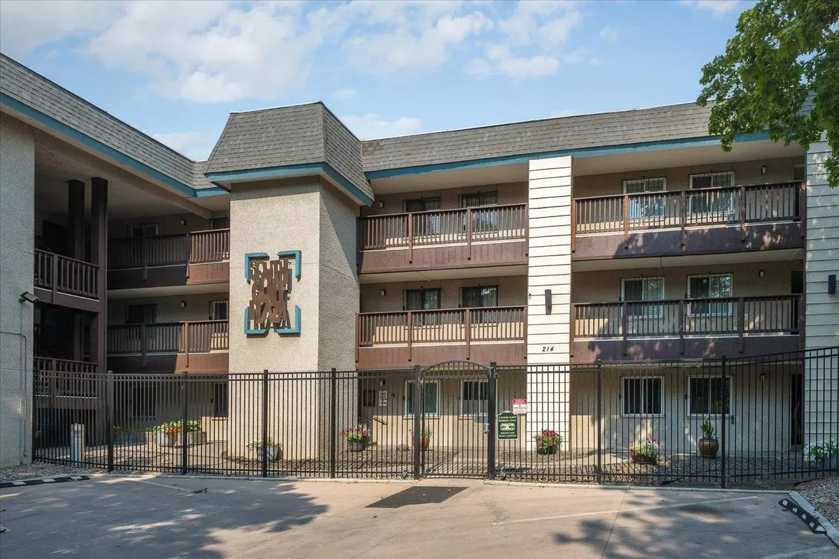 Spokane, WA 99204,214 W 6th Ave #103