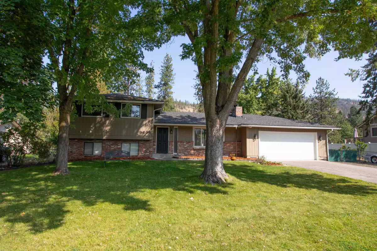 Nine Mile Falls, WA 99026,9606 W Nelson Dr