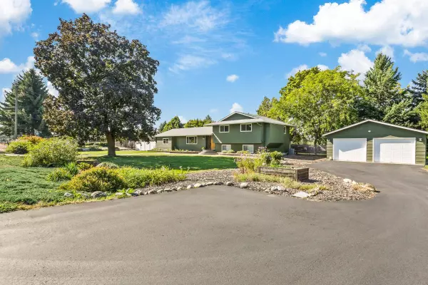 4111 N Garry Rd, Otis Orchards, WA 99027