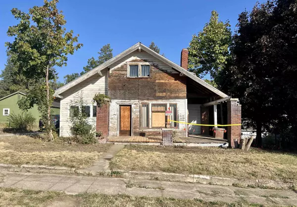 130 S Howard St, Tekoa, WA 99033