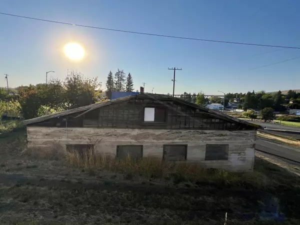 Tekoa, WA 99033,246 N Crosby St