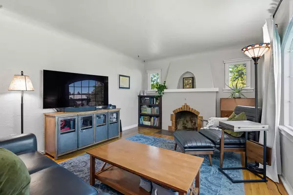 Spokane, WA 99205,2527 W Cleveland Ave