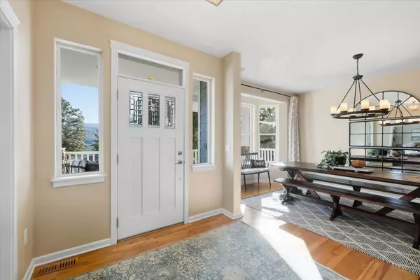 Liberty Lake, WA 99019,918 S Liberty Dr