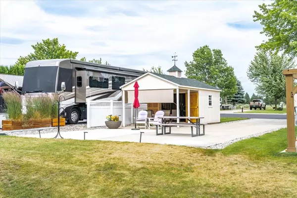 Deer Park, WA 99006,1205 N Country Club Dr ##125