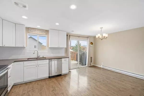 Spokane Valley, WA 99216,1120 N Warren Rd