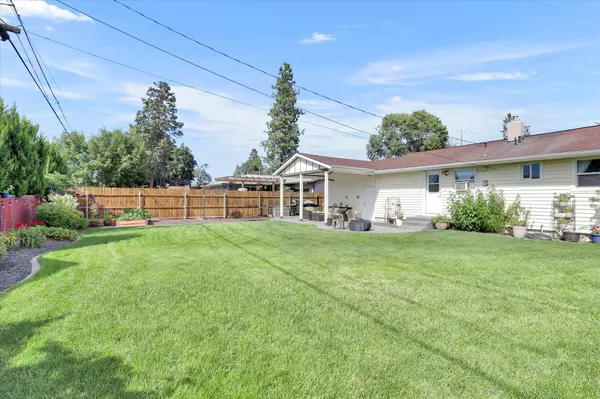 Spokane, WA 99205,5719 N CEDAR St