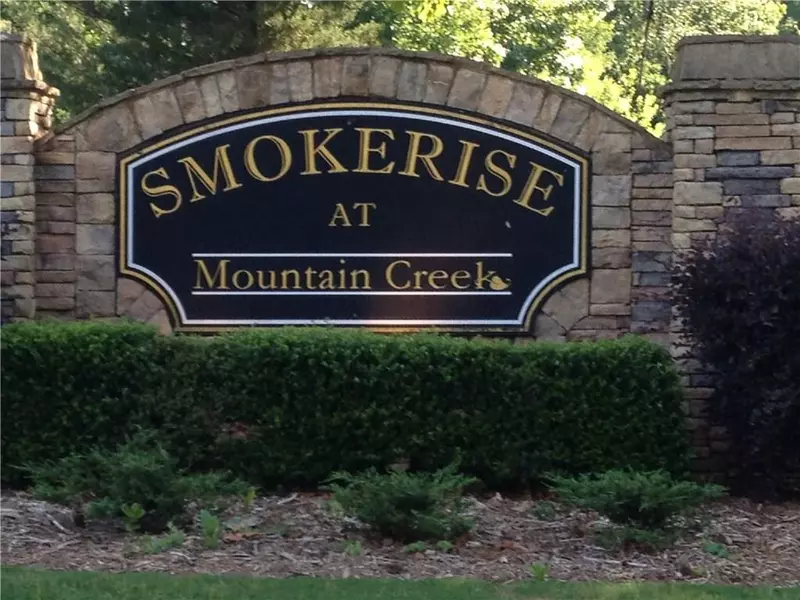 517 Smokerise DR, Monroe, GA 30656