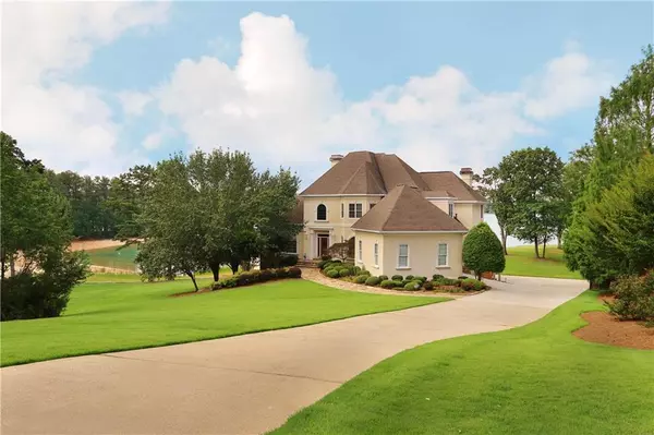 Flowery Branch, GA 30542,6638 Club View CT