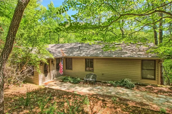 1150 Quail Cove DR, Jasper, GA 30143