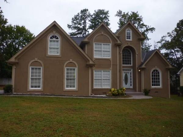 5703 Mountain CRES, Stone Mountain, GA 30087