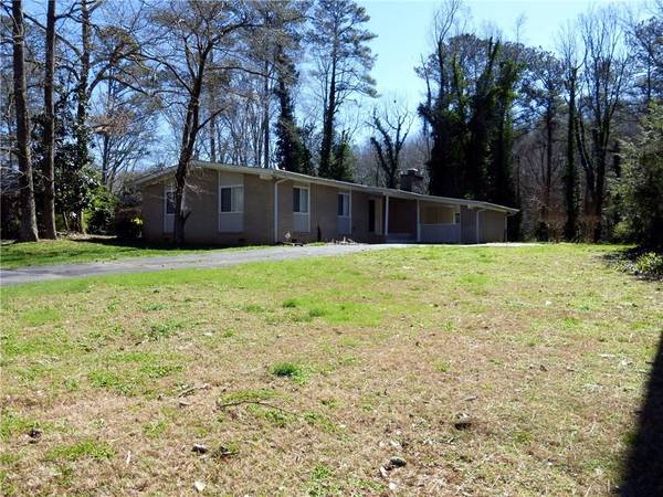 530 Cool Creek TRL SE, Mableton, GA 30126