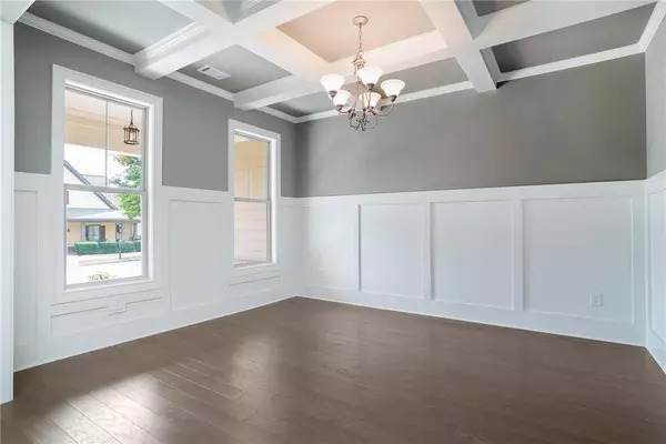 Hoschton, GA 30548,122 Hawthorn WAY