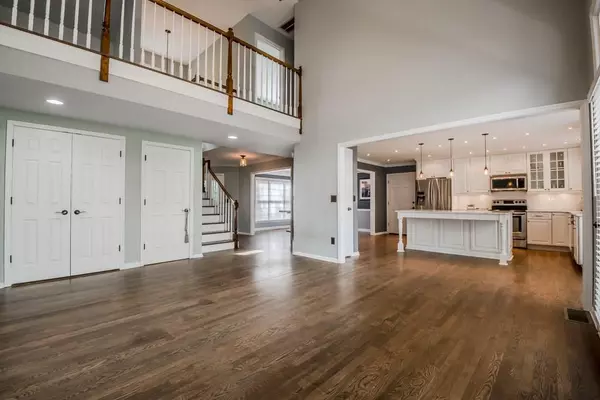 1028 NE Shady Valley PL, Atlanta, GA 30324