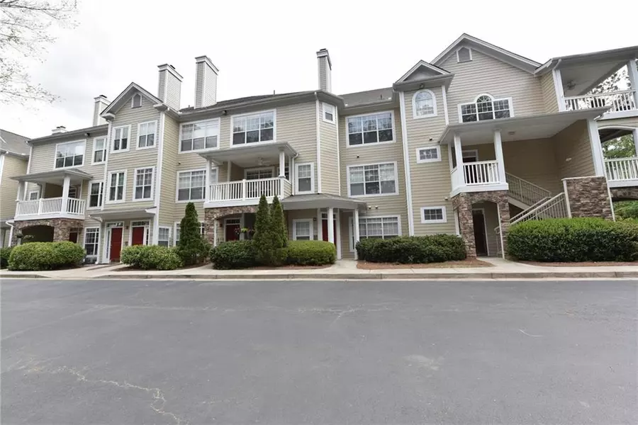 726 Sandringham DR, Milton, GA 30004
