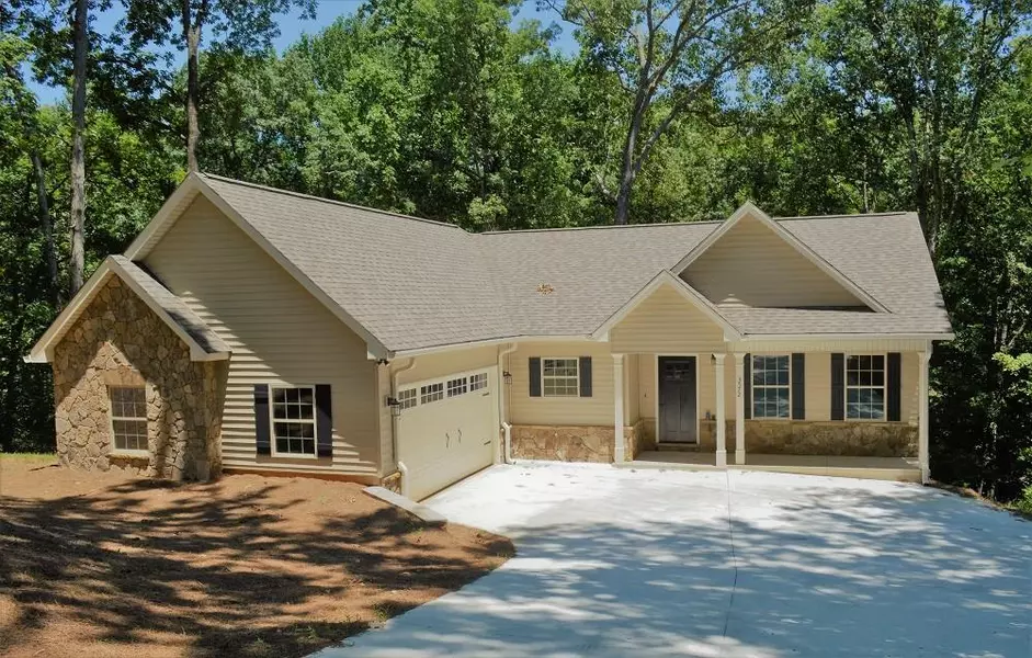 3572 Cub CIR, Gainesville, GA 30506