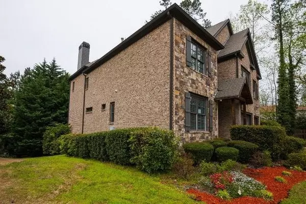 Alpharetta, GA 30022,3300 Switchbark LN