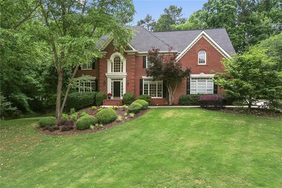 445 Whispering Wind LN, Alpharetta, GA 30022