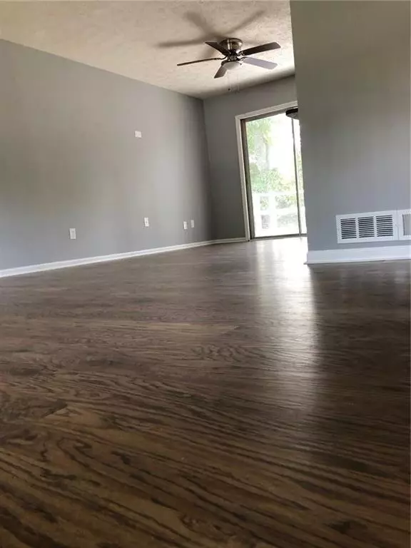 Riverdale, GA 30296,6388 Thornhedge DR