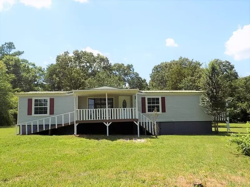 83 Popham RD, Taylorsville, GA 30178