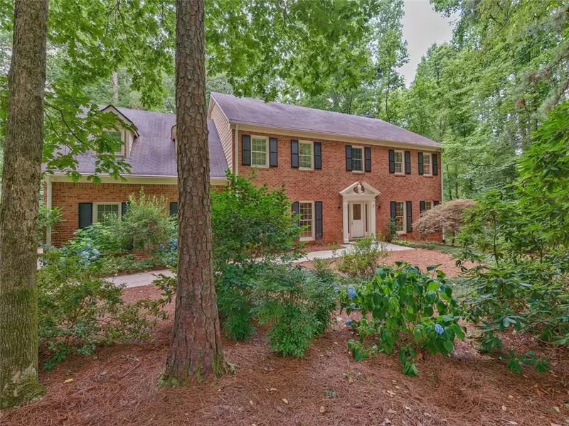 9335 Huntcliff TRCE, Sandy Springs, GA 30350