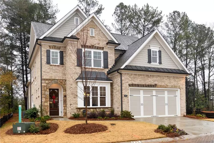 725 Harris Walk LN, Alpharetta, GA 30009