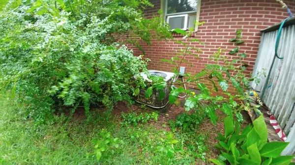 Athens, GA 30605,211 E Meadow DR