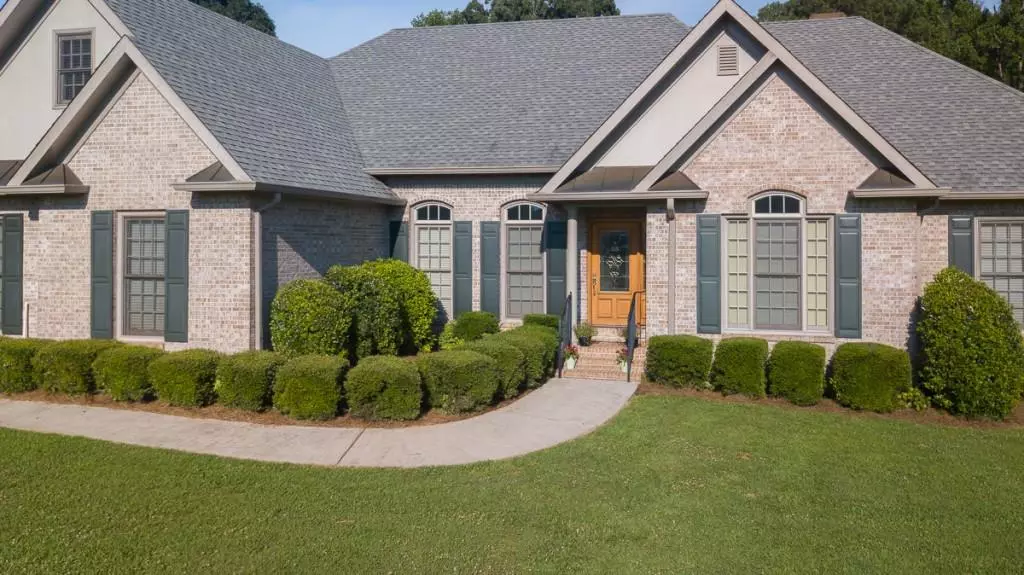 46 Riverview DR, Dawsonville, GA 30534